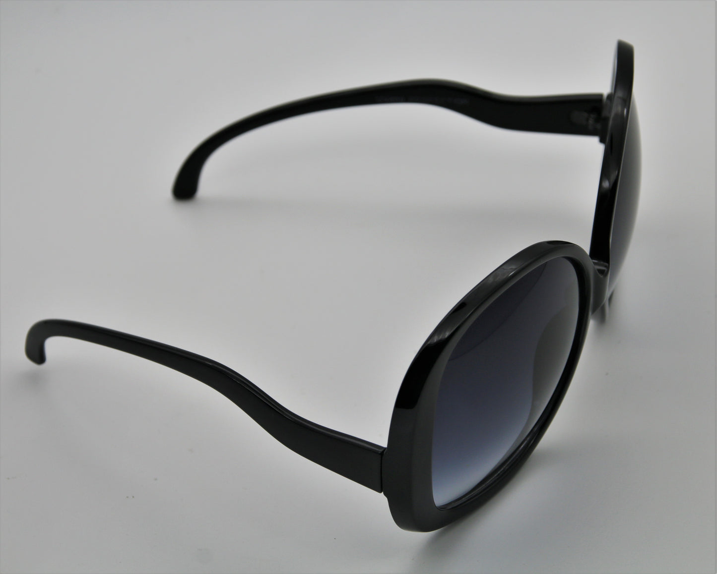 Unisex-Adult Large Oversized Oval  Vintage Smoke lens Sunglasses