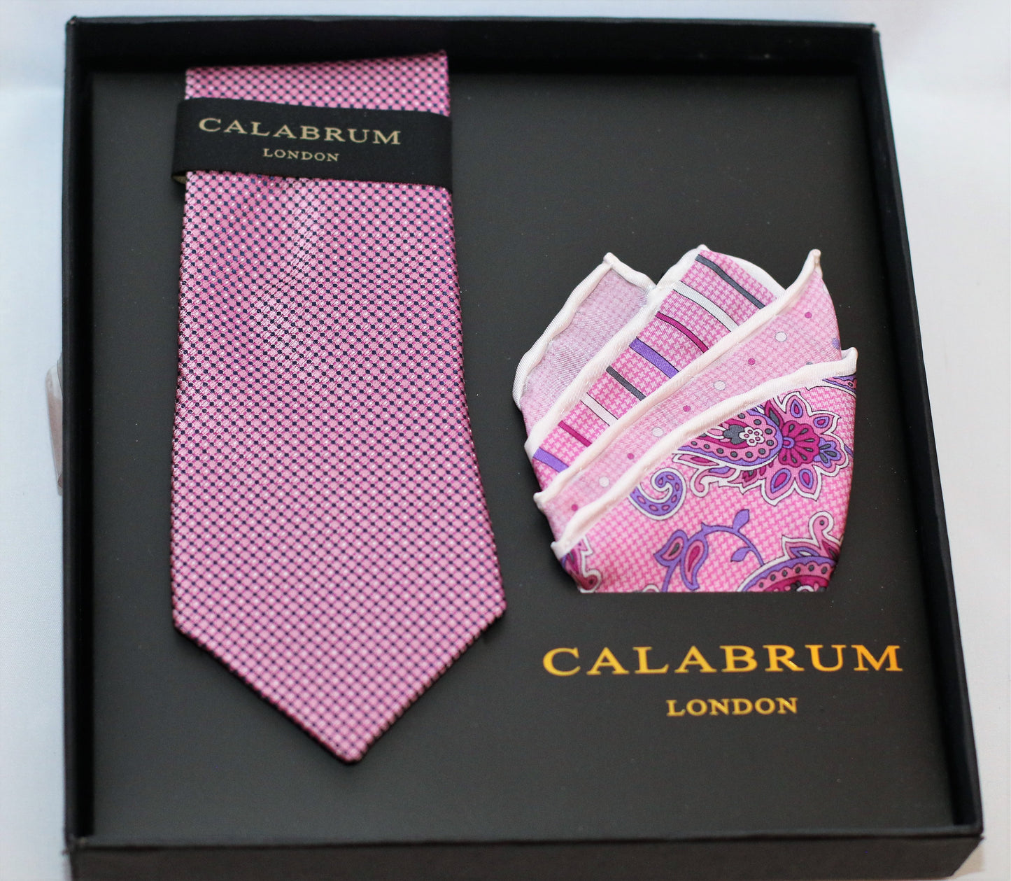Calabrum London Tie and Handkerchief Set