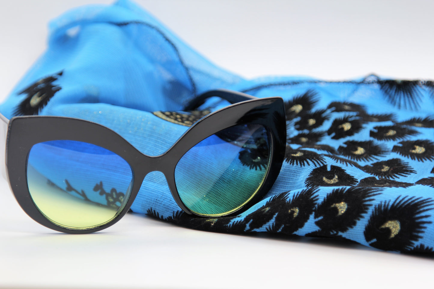 Women Blue/ Umbre Elegant Stylish Sunglasses (2 Piece set)