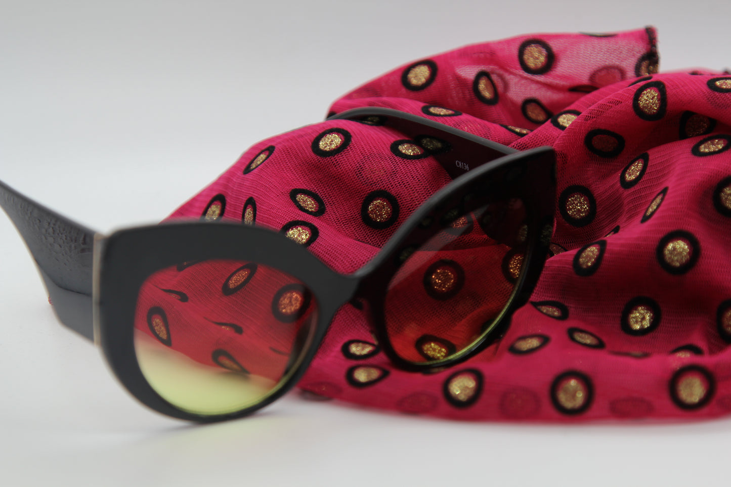 Women/fuschia Umbre Elegant Stylish Sunglasses with Scarf (2 Piece Set)