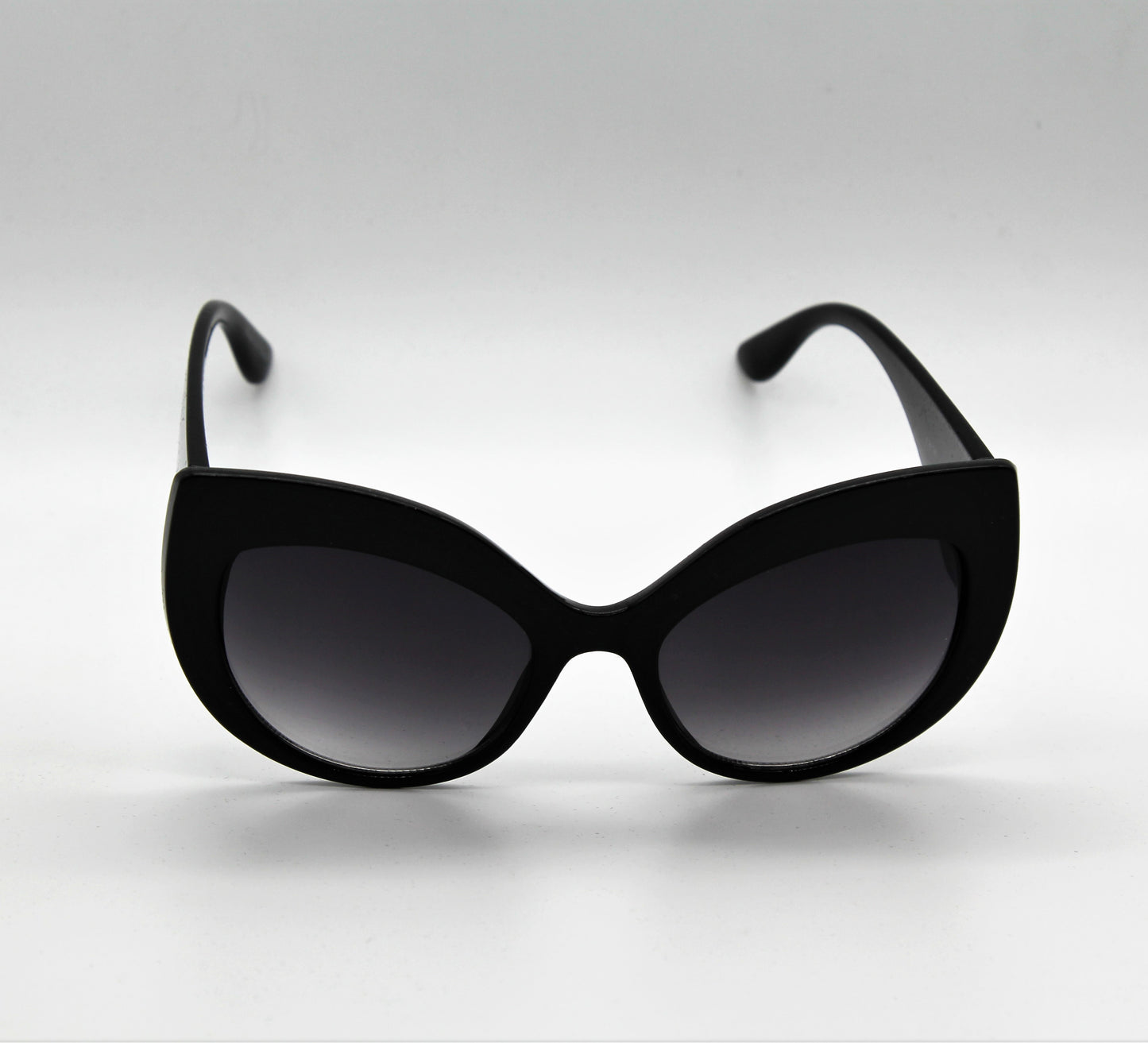 Women Black/ Umbre Elegant Stylish Sunglasses uv